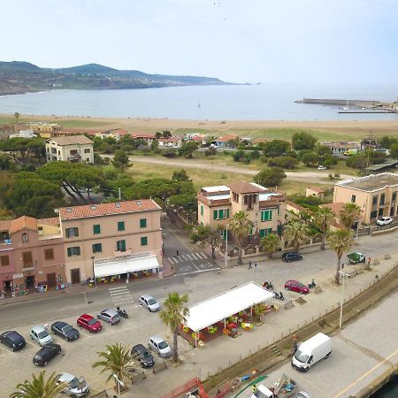B&B Del Porto Bosa Marina Bagian luar foto