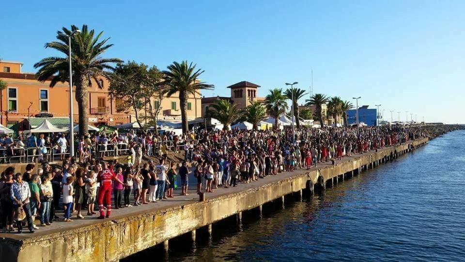 B&B Del Porto Bosa Marina Bagian luar foto